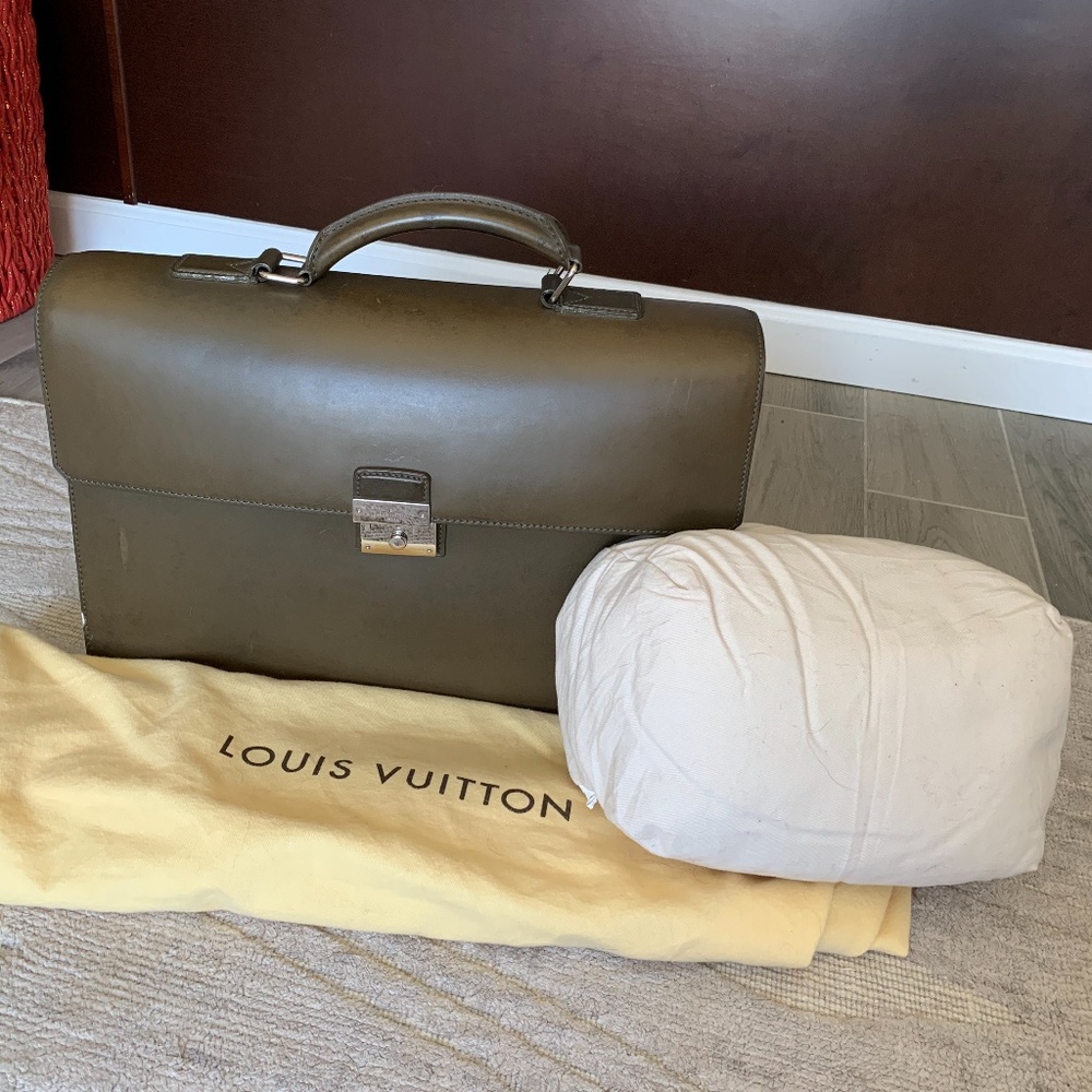 Louis Vuitton Robusto 2 in Nomad Leather Limited